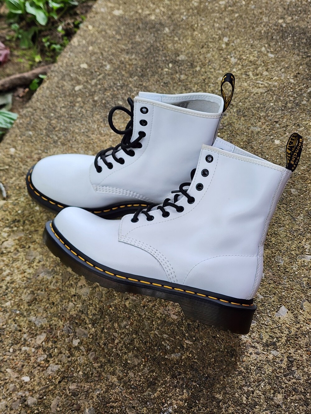 Womens Dr Martens Combat Boots White Sz 9